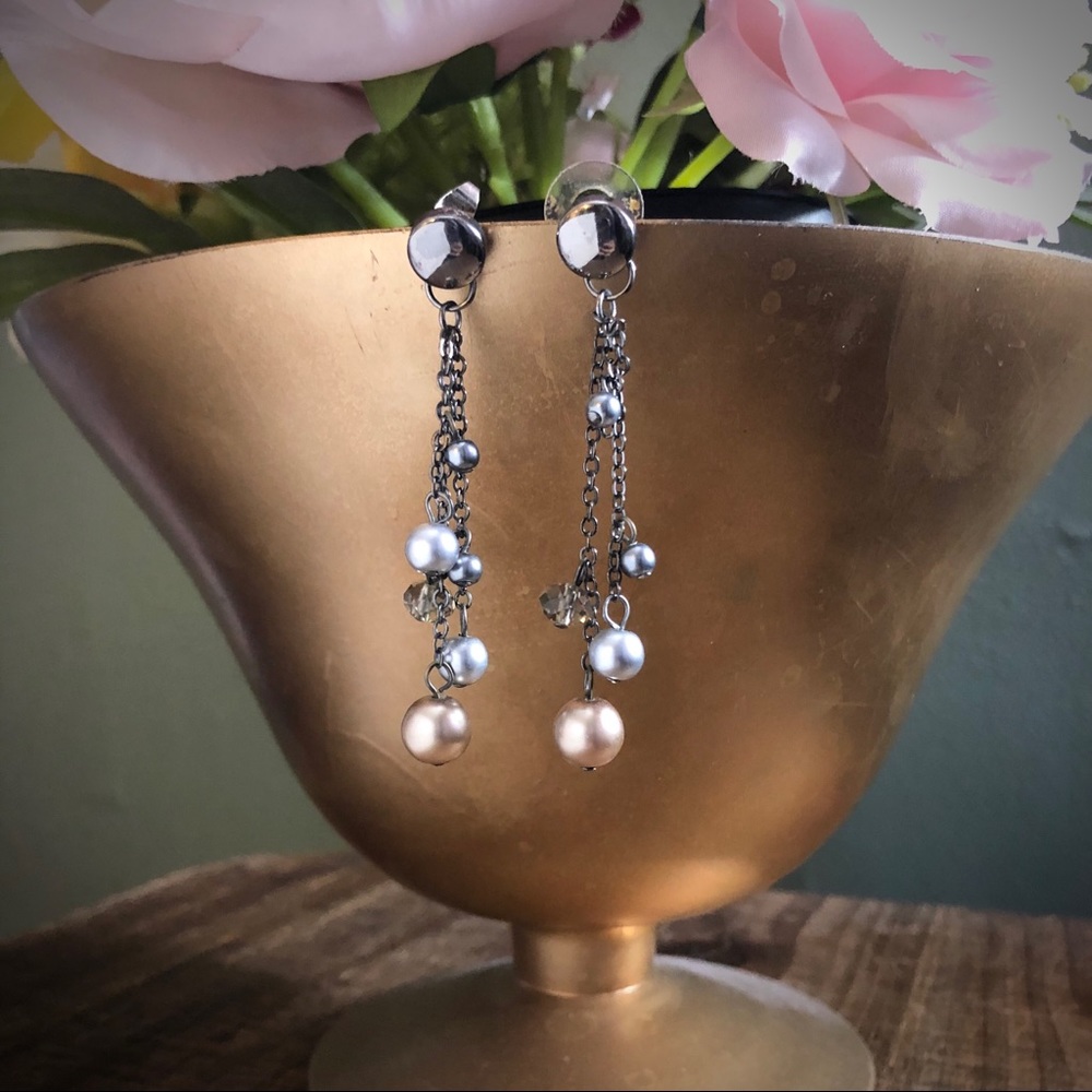 Beautiful Pearl Dangle Earrings